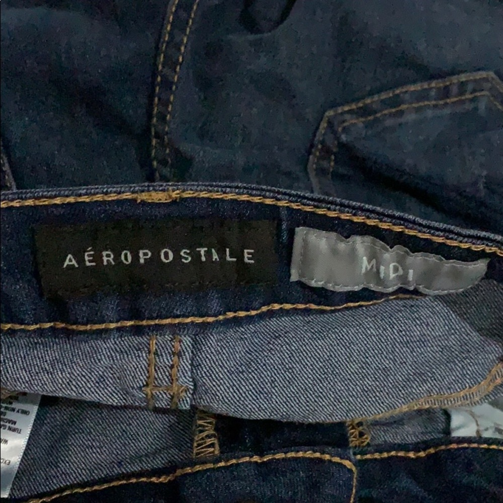 Shorts - Picture 3 of 3
